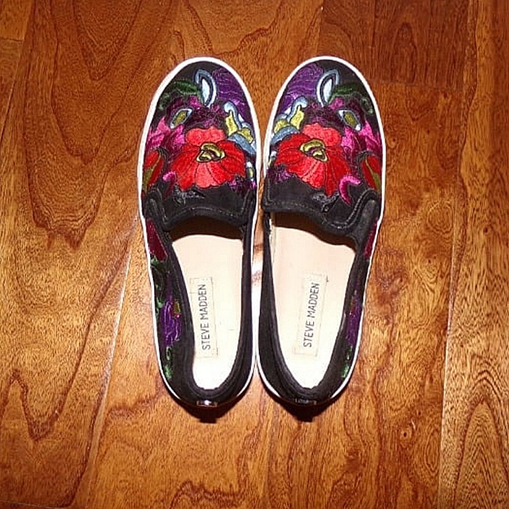 Steve Madden Fashion Sneakers